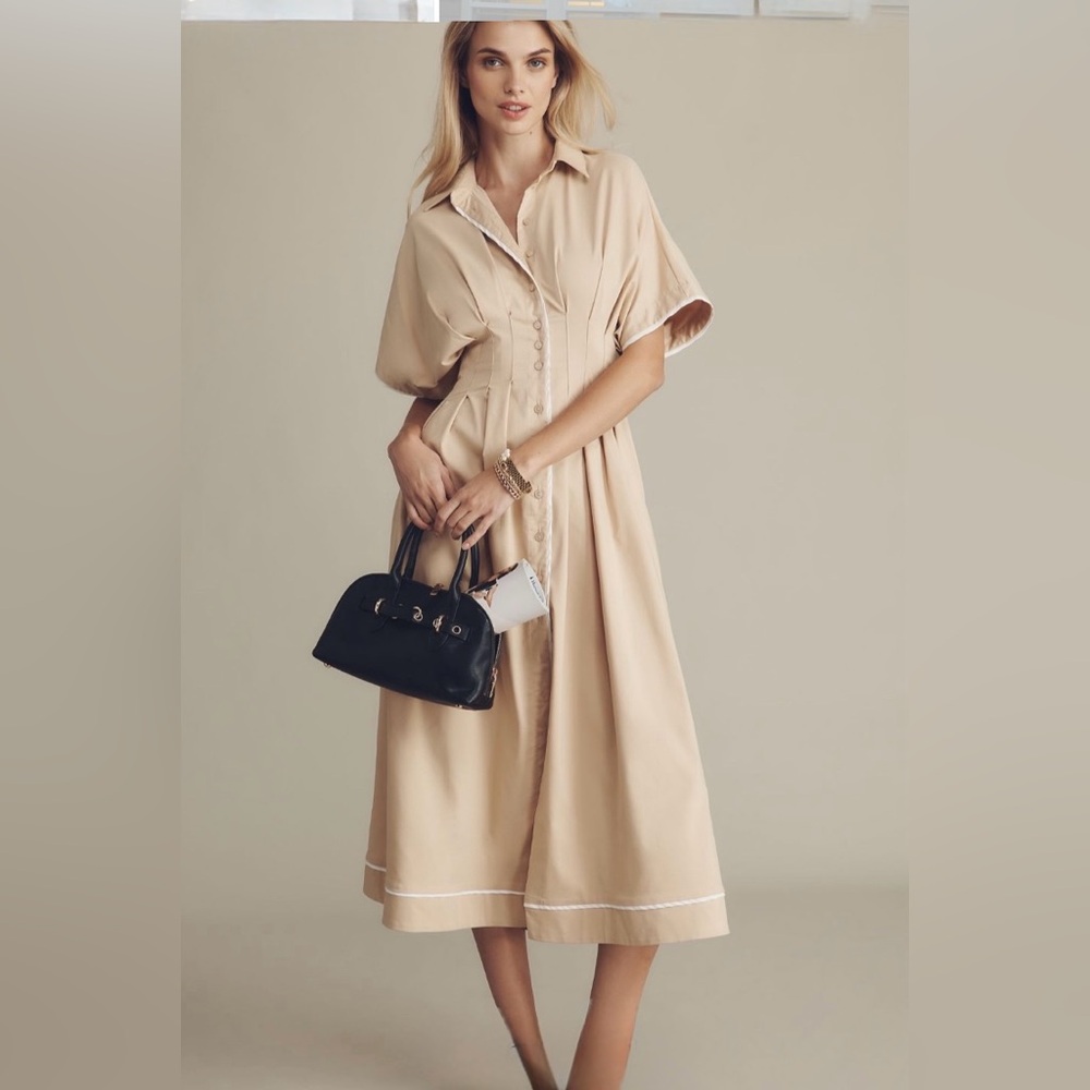 THE TOBIE SHIRT DRESS IN BEIGE W/ WHITE TIPPING